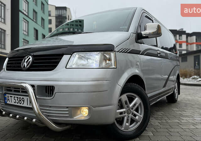 Сірий Фольксваген Transporter, об'ємом двигуна 1.9 л та пробігом 378 тис. км за 8650 $, фото 4 на Automoto.ua