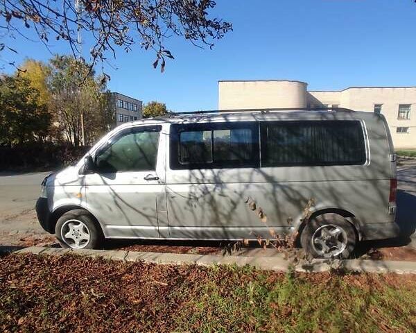 Серый Фольксваген Transporter, объемом двигателя 2.5 л и пробегом 400 тыс. км за 7700 $, фото 5 на Automoto.ua