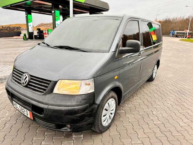 Серый Фольксваген Transporter, объемом двигателя 2.5 л и пробегом 460 тыс. км за 5500 $, фото 9 на Automoto.ua