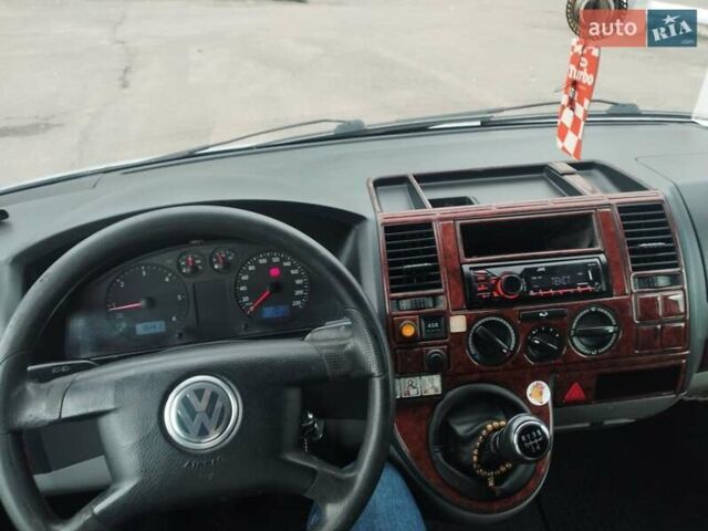 Серый Фольксваген Transporter, объемом двигателя 1.9 л и пробегом 479 тыс. км за 6400 $, фото 2 на Automoto.ua