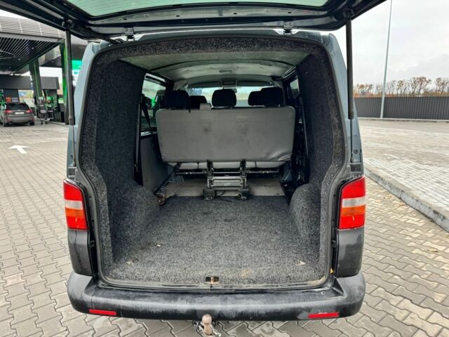 Серый Фольксваген Transporter, объемом двигателя 2.5 л и пробегом 460 тыс. км за 5500 $, фото 14 на Automoto.ua