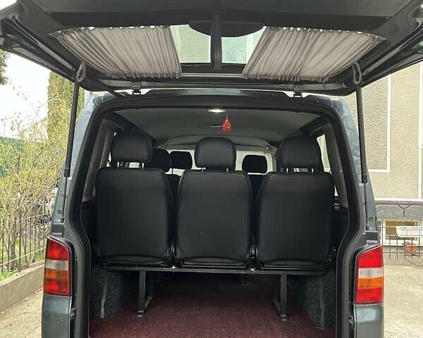 Серый Фольксваген Transporter, объемом двигателя 2.5 л и пробегом 357 тыс. км за 8200 $, фото 15 на Automoto.ua