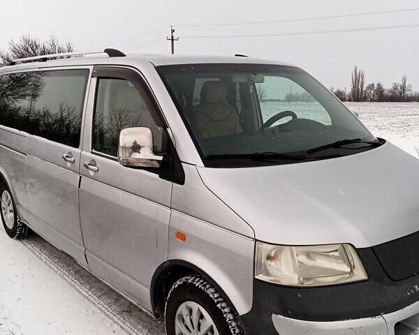 Сірий Фольксваген Transporter, об'ємом двигуна 1.9 л та пробігом 350 тис. км за 8400 $, фото 2 на Automoto.ua