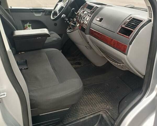 Серый Фольксваген Transporter, объемом двигателя 1.9 л и пробегом 479 тыс. км за 6400 $, фото 5 на Automoto.ua