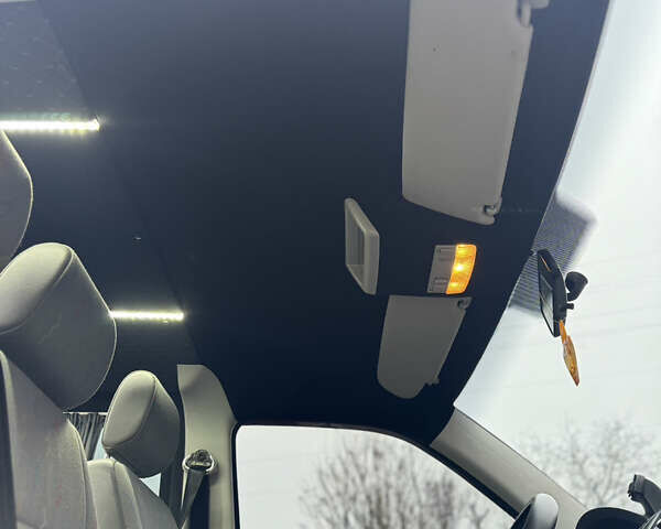 Сірий Фольксваген Transporter, об'ємом двигуна 2.46 л та пробігом 333 тис. км за 9200 $, фото 15 на Automoto.ua