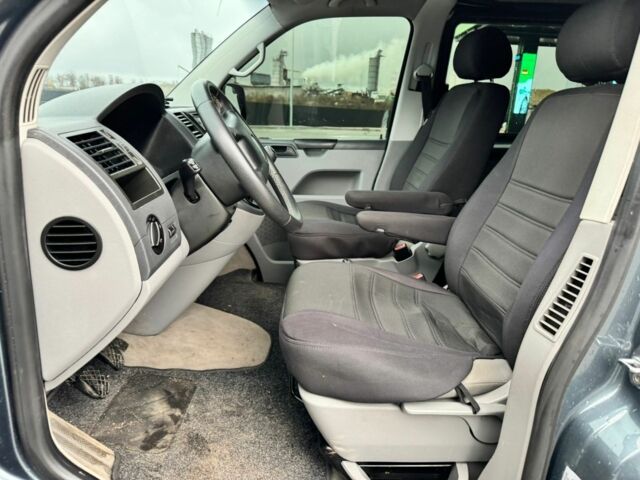 Серый Фольксваген Transporter, объемом двигателя 2.5 л и пробегом 460 тыс. км за 5500 $, фото 12 на Automoto.ua