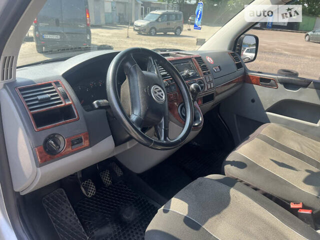 Сірий Фольксваген Transporter, об'ємом двигуна 1.9 л та пробігом 280 тис. км за 7499 $, фото 4 на Automoto.ua