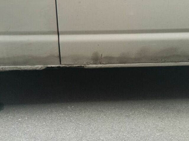 Серый Фольксваген Transporter, объемом двигателя 2.5 л и пробегом 450 тыс. км за 3352 $, фото 6 на Automoto.ua