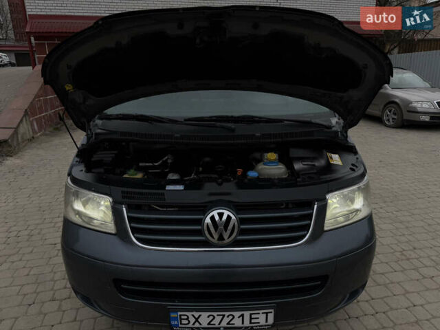 Серый Фольксваген Transporter, объемом двигателя 2.5 л и пробегом 398 тыс. км за 8950 $, фото 46 на Automoto.ua