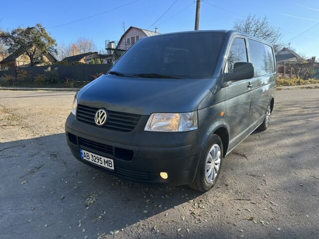 Серый Фольксваген Transporter, объемом двигателя 2.5 л и пробегом 470 тыс. км за 4650 $, фото 4 на Automoto.ua