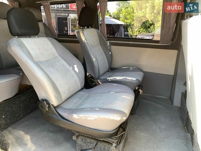 Серый Фольксваген Transporter, объемом двигателя 2.5 л и пробегом 290 тыс. км за 9490 $, фото 18 на Automoto.ua