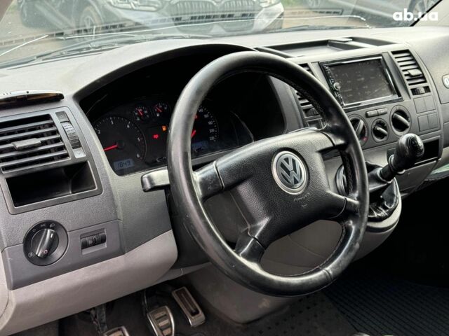Серый Фольксваген Transporter, объемом двигателя 2.5 л и пробегом 346 тыс. км за 8190 $, фото 17 на Automoto.ua