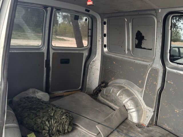Сірий Фольксваген Transporter, об'ємом двигуна 2.5 л та пробігом 285 тис. км за 6500 $, фото 8 на Automoto.ua