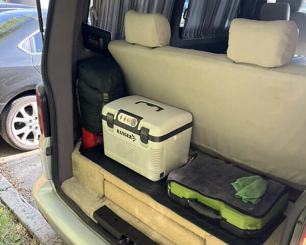 Серый Фольксваген Transporter, объемом двигателя 1.9 л и пробегом 200 тыс. км за 9200 $, фото 10 на Automoto.ua