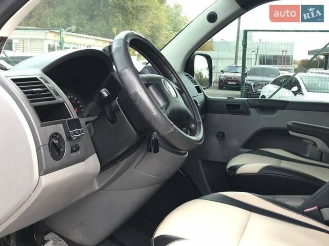 Серый Фольксваген Transporter, объемом двигателя 1.9 л и пробегом 240 тыс. км за 11300 $, фото 14 на Automoto.ua
