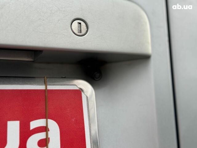 Серый Фольксваген Transporter, объемом двигателя 2.5 л и пробегом 346 тыс. км за 8190 $, фото 14 на Automoto.ua