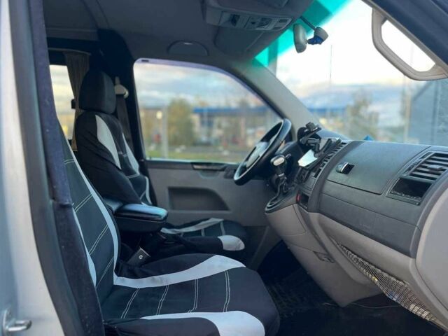 Серый Фольксваген Transporter, объемом двигателя 2.5 л и пробегом 246 тыс. км за 7700 $, фото 16 на Automoto.ua