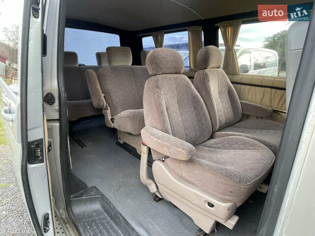 Серый Фольксваген Transporter, объемом двигателя 2.5 л и пробегом 374 тыс. км за 7900 $, фото 10 на Automoto.ua