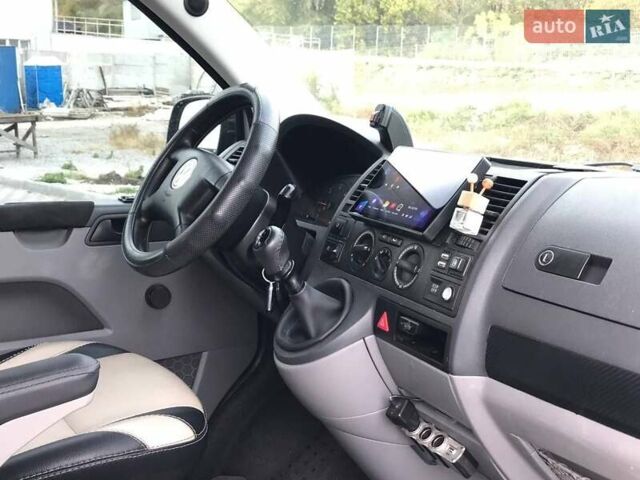 Серый Фольксваген Transporter, объемом двигателя 1.9 л и пробегом 240 тыс. км за 11300 $, фото 11 на Automoto.ua