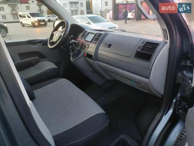Сірий Фольксваген Transporter, об'ємом двигуна 2.5 л та пробігом 330 тис. км за 8450 $, фото 41 на Automoto.ua