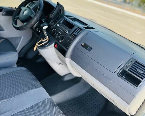 Сірий Фольксваген Transporter, об'ємом двигуна 2.46 л та пробігом 293 тис. км за 6800 $, фото 20 на Automoto.ua
