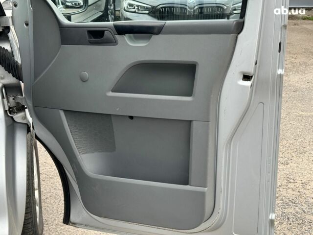 Серый Фольксваген Transporter, объемом двигателя 2.5 л и пробегом 346 тыс. км за 8190 $, фото 21 на Automoto.ua