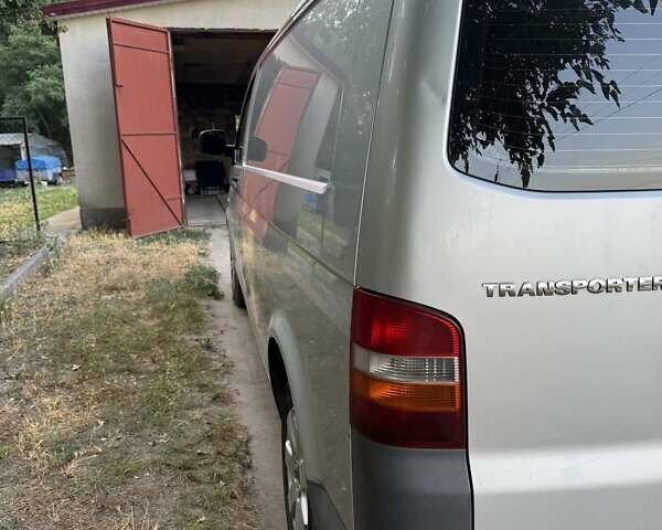 Сірий Фольксваген Transporter, об'ємом двигуна 2.46 л та пробігом 380 тис. км за 7000 $, фото 2 на Automoto.ua