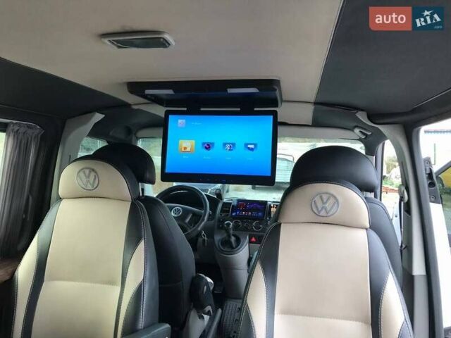 Серый Фольксваген Transporter, объемом двигателя 1.9 л и пробегом 240 тыс. км за 11300 $, фото 18 на Automoto.ua