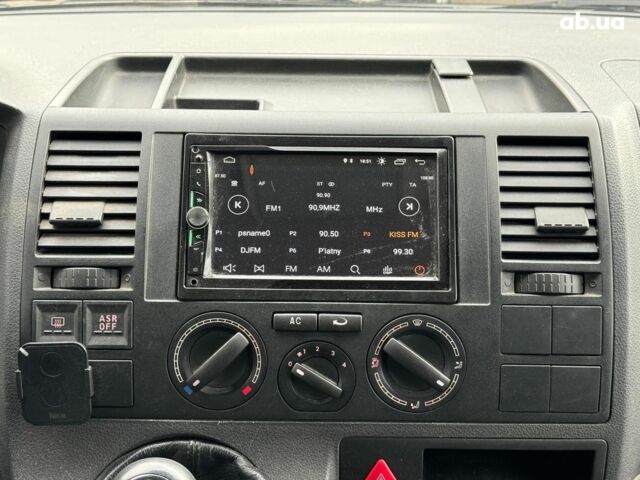 Серый Фольксваген Transporter, объемом двигателя 2.5 л и пробегом 346 тыс. км за 8190 $, фото 29 на Automoto.ua