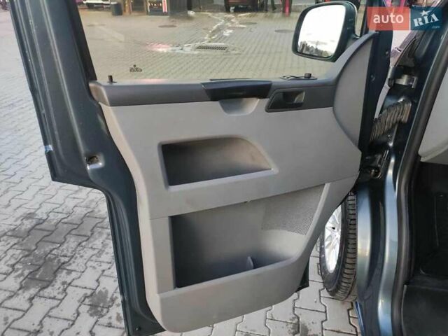 Сірий Фольксваген Transporter, об'ємом двигуна 2.5 л та пробігом 330 тис. км за 8450 $, фото 45 на Automoto.ua