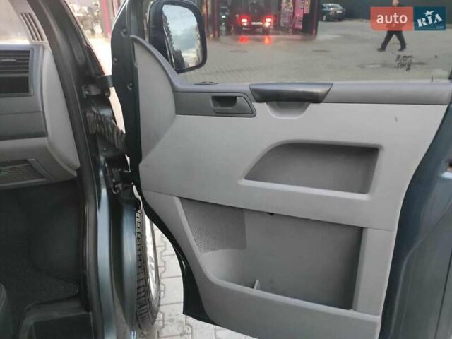 Сірий Фольксваген Transporter, об'ємом двигуна 2.5 л та пробігом 330 тис. км за 8450 $, фото 40 на Automoto.ua