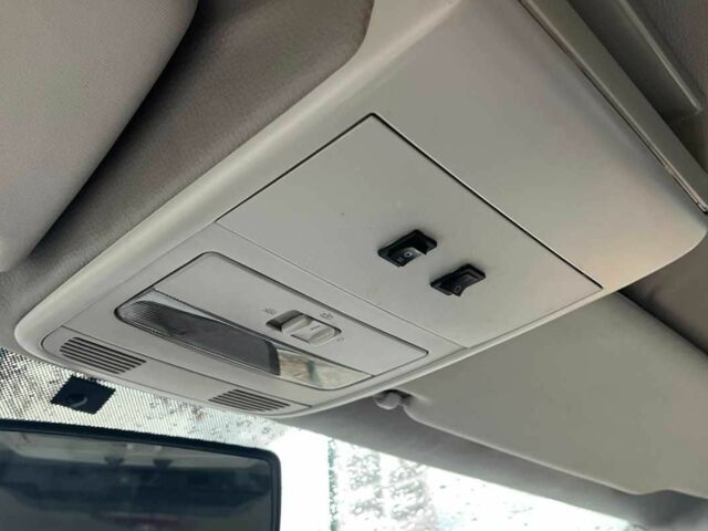 Сірий Фольксваген Transporter, об'ємом двигуна 1.9 л та пробігом 299 тис. км за 8900 $, фото 12 на Automoto.ua