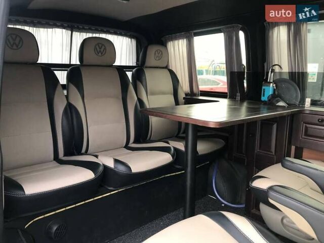 Серый Фольксваген Transporter, объемом двигателя 1.9 л и пробегом 240 тыс. км за 11300 $, фото 17 на Automoto.ua