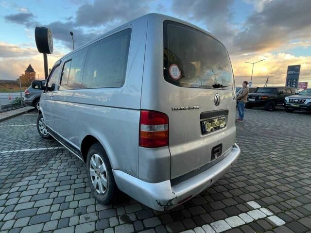 Серый Фольксваген Transporter, объемом двигателя 2.5 л и пробегом 246 тыс. км за 7700 $, фото 4 на Automoto.ua