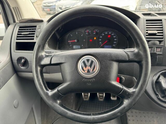 Серый Фольксваген Transporter, объемом двигателя 2.5 л и пробегом 346 тыс. км за 8190 $, фото 27 на Automoto.ua