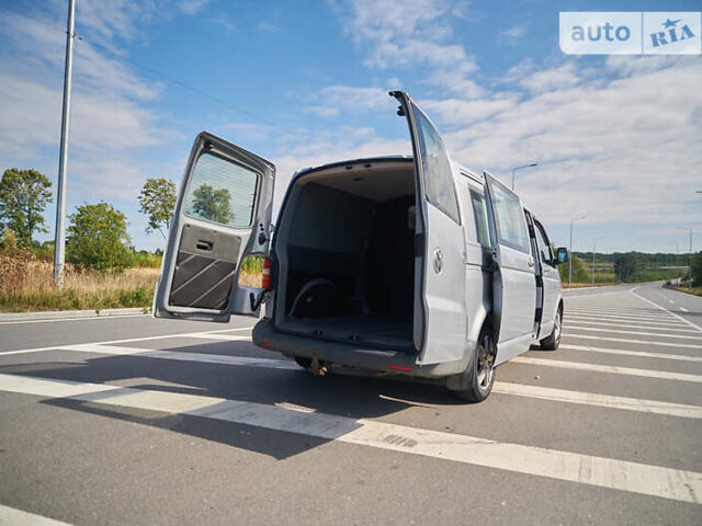 Серый Фольксваген Transporter, объемом двигателя 1.9 л и пробегом 302 тыс. км за 11000 $, фото 24 на Automoto.ua