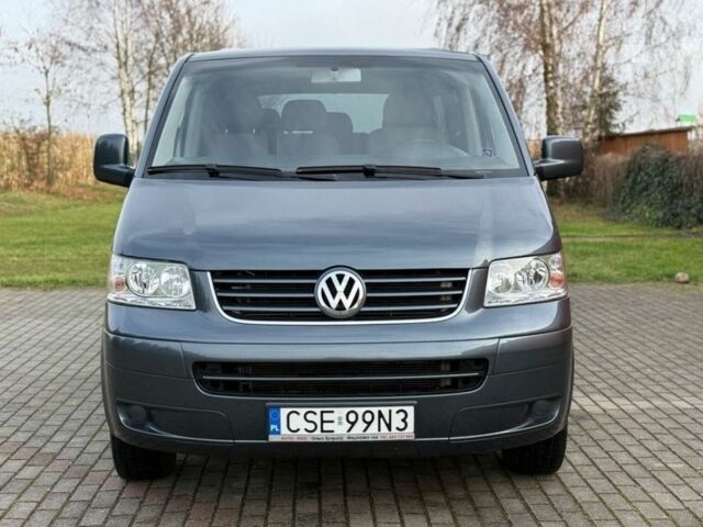 Серый Фольксваген Transporter, объемом двигателя 2.5 л и пробегом 238 тыс. км за 4500 $, фото 2 на Automoto.ua