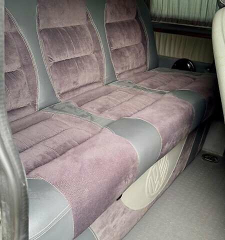 Сірий Фольксваген Transporter, об'ємом двигуна 2.5 л та пробігом 226 тис. км за 12000 $, фото 6 на Automoto.ua