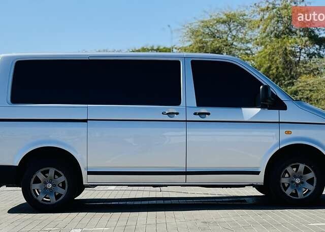 Сірий Фольксваген Transporter, об'ємом двигуна 2.46 л та пробігом 293 тис. км за 6800 $, фото 11 на Automoto.ua