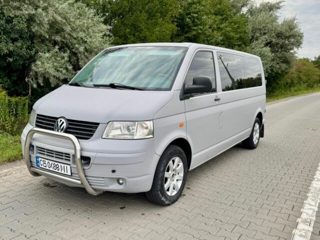 Серый Фольксваген Transporter, объемом двигателя 2.5 л и пробегом 226 тыс. км за 10700 $, фото 1 на Automoto.ua