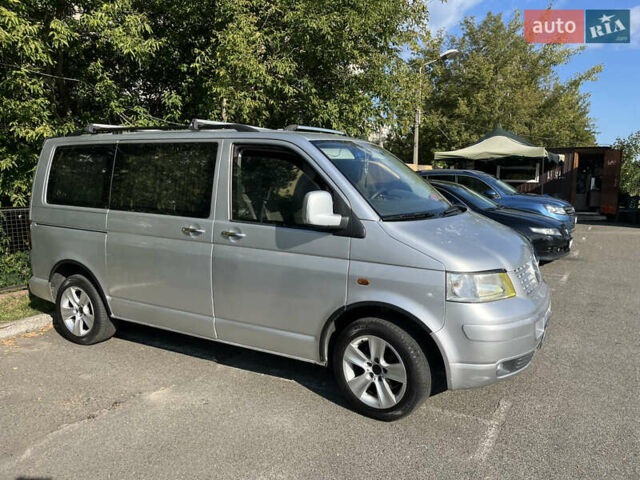 Серый Фольксваген Transporter, объемом двигателя 1.9 л и пробегом 200 тыс. км за 9200 $, фото 2 на Automoto.ua