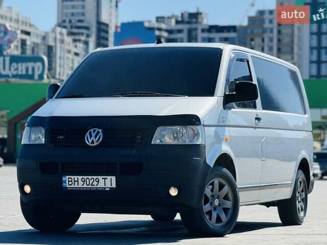 Сірий Фольксваген Transporter, об'ємом двигуна 2.46 л та пробігом 293 тис. км за 6800 $, фото 2 на Automoto.ua
