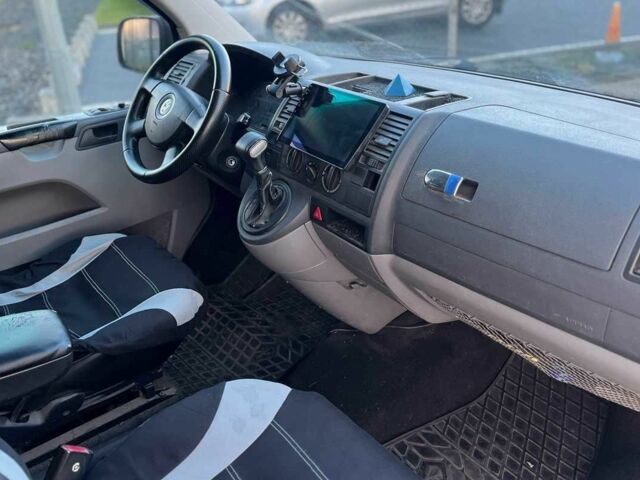 Серый Фольксваген Transporter, объемом двигателя 2.5 л и пробегом 246 тыс. км за 7700 $, фото 11 на Automoto.ua