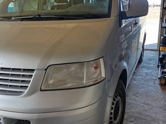 Серый Фольксваген Transporter, объемом двигателя 0 л и пробегом 350 тыс. км за 7000 $, фото 1 на Automoto.ua