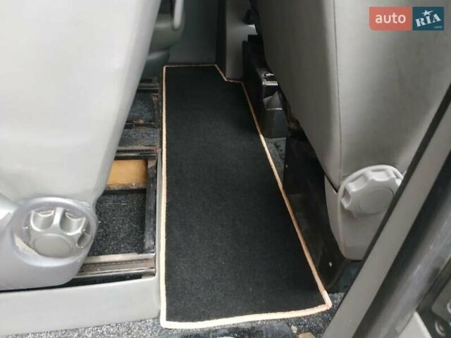 Сірий Фольксваген Transporter, об'ємом двигуна 1.9 л та пробігом 440 тис. км за 9700 $, фото 19 на Automoto.ua