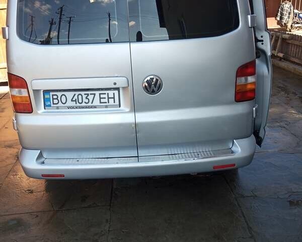 Серый Фольксваген Transporter, объемом двигателя 1.9 л и пробегом 341 тыс. км за 12000 $, фото 11 на Automoto.ua