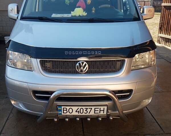 Серый Фольксваген Transporter, объемом двигателя 1.9 л и пробегом 341 тыс. км за 12000 $, фото 1 на Automoto.ua
