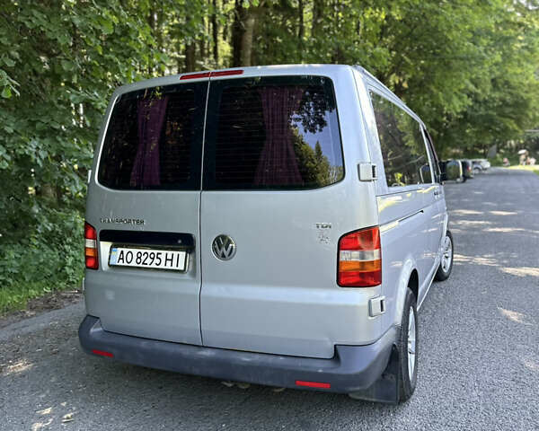 Сірий Фольксваген Transporter, об'ємом двигуна 2.46 л та пробігом 270 тис. км за 9200 $, фото 3 на Automoto.ua
