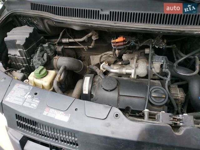 Сірий Фольксваген Transporter, об'ємом двигуна 1.9 л та пробігом 440 тис. км за 9700 $, фото 26 на Automoto.ua