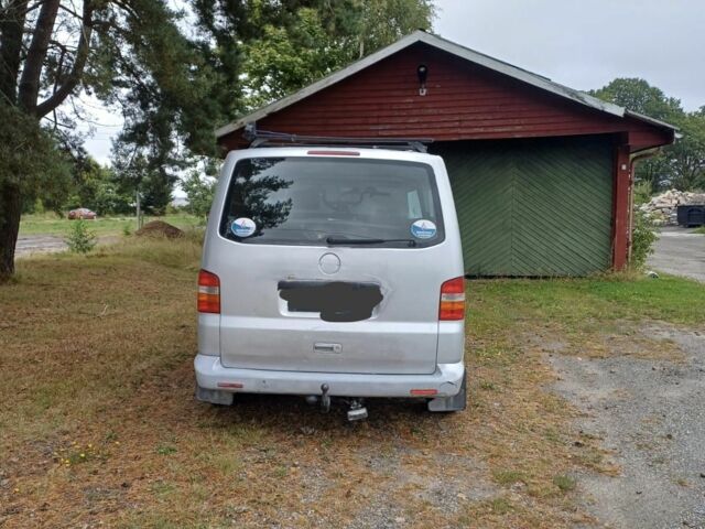 Серый Фольксваген Transporter, объемом двигателя 2.5 л и пробегом 340 тыс. км за 6000 $, фото 3 на Automoto.ua